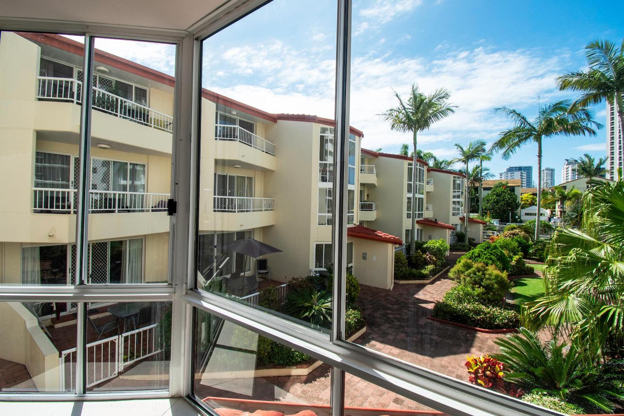 Key Largo Holiday Apartments Gold Coast Exterior photo