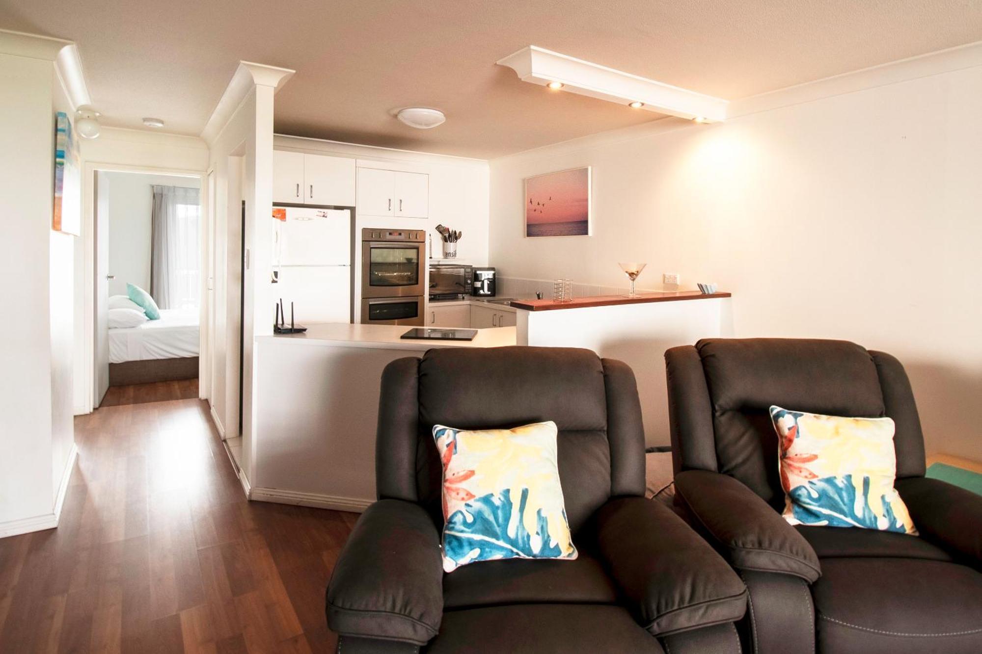 Key Largo Holiday Apartments Gold Coast Exterior photo